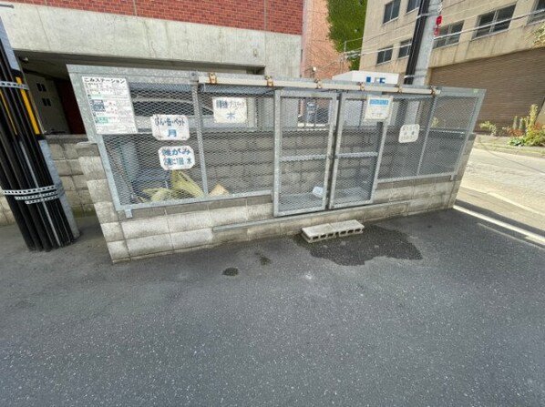 札幌駅 徒歩5分 3階の物件外観写真